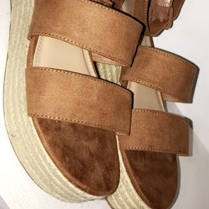 Platform wedges